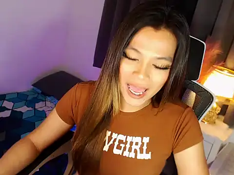 MajesticKitana webcam