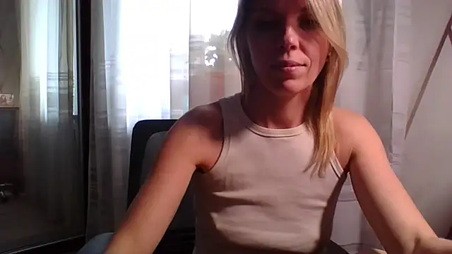 VelvetLove287 webcam