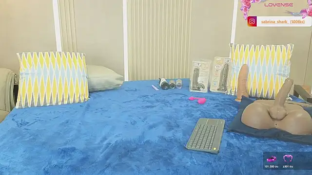 sabrina_shark_ webcam