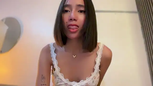 GenesisCastillano webcam