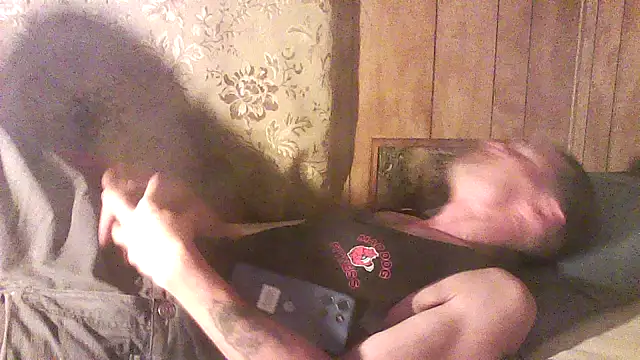 luke_thighwalker2469 webcam