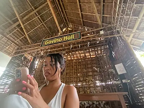 Juliet_official_pro webcam