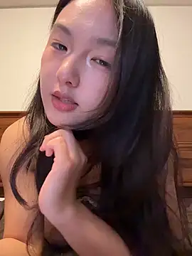 美女dearBeibeii在线直播