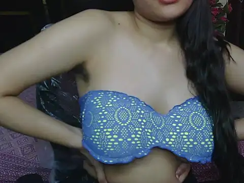 Its-akeera live sex cam