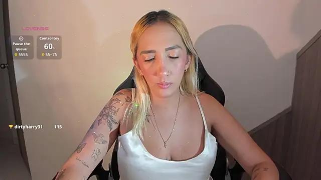 Amanda_klaire webcam