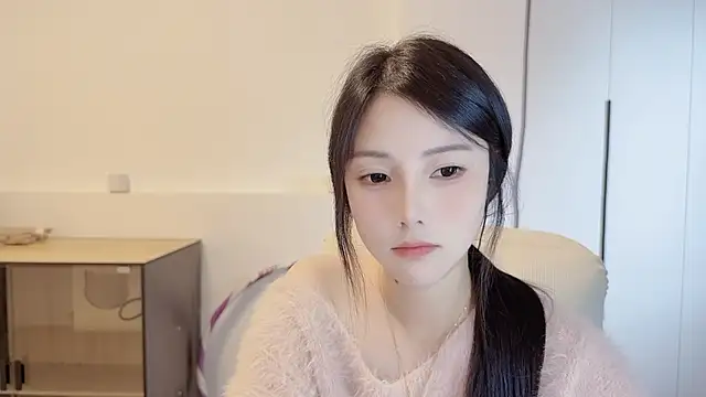 美女HaagenDazs_在线直播