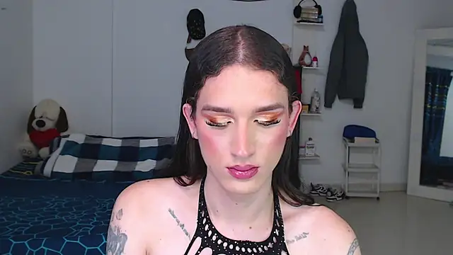 Playwithlulut77 webcam