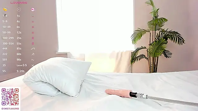 SweetLilyLove webcam