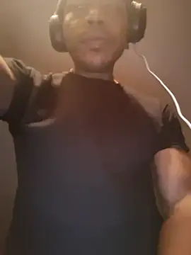 bigboytoy912 - Bigboytoy912's free webcam - UK Sex Cams