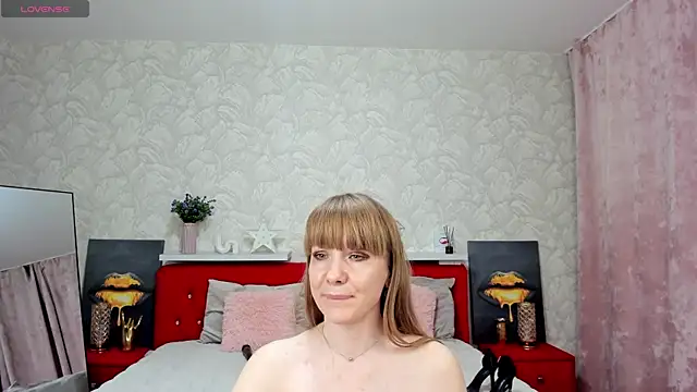 KattyPeachX webcam