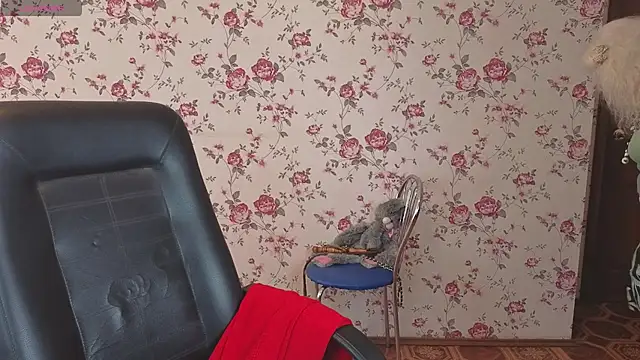 Maya_Mayflower webcam