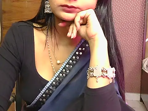 sweet_riyaaa - Sweet_riyaaa's free webcam - UK Sex Cams