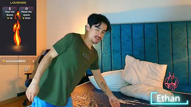 Ethan_Briggs_ webcam