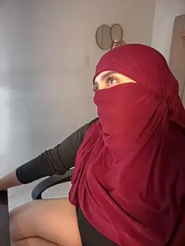 Webcam Model (rashaaa_)  is live.Free join now!