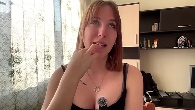 AquilineOrites webcam