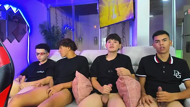 Houseofwarrios webcam