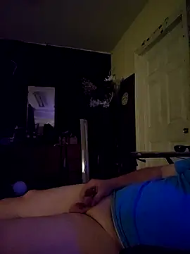 Hotredheadandtoungelasher webcam