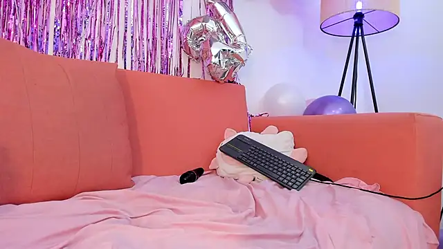 aniemorningstar webcam