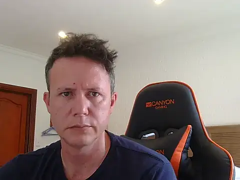 TroyDieselXXX webcam