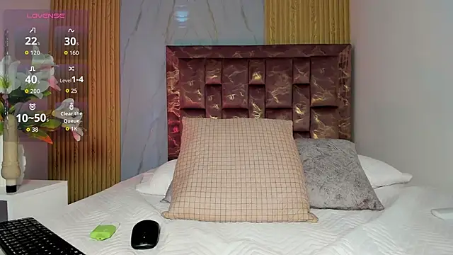 Isabella_Haddad webcam