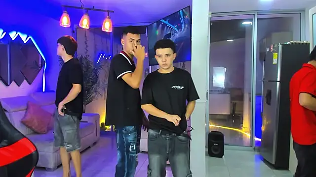 Houseofwarrios webcam