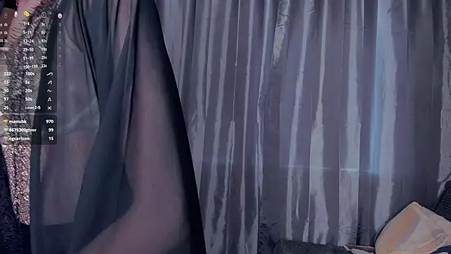 TarynPalek live sex cam