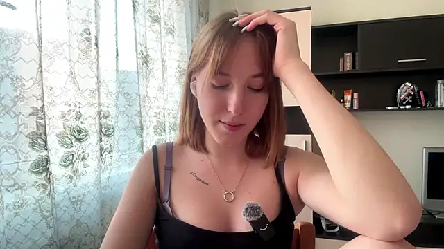 AquilineOrites webcam