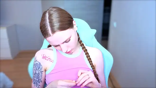 StellaLawless webcam