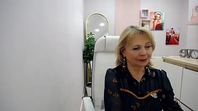 Milla_Cutie18 webcam