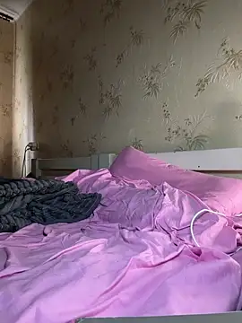 Naughtbaby_2025 webcam