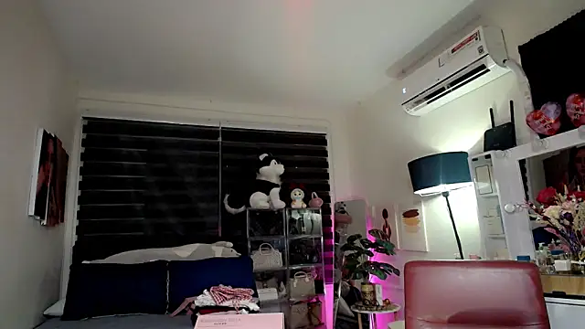 XhotcockcumXts webcam