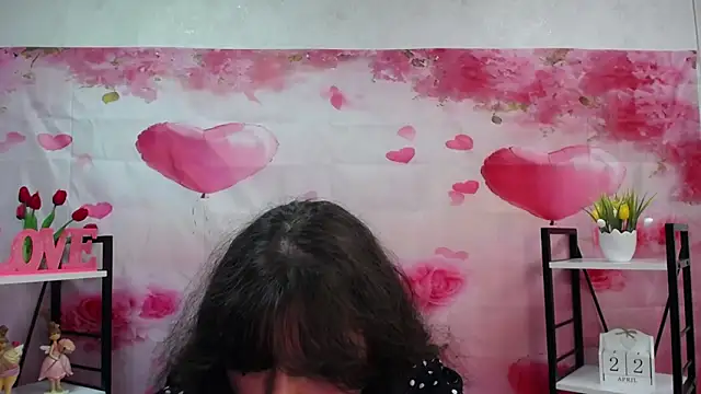 NeonilaLisova webcam