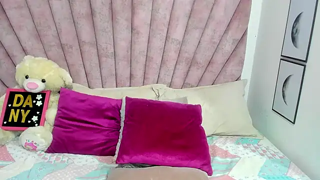 danibellucii_ webcam