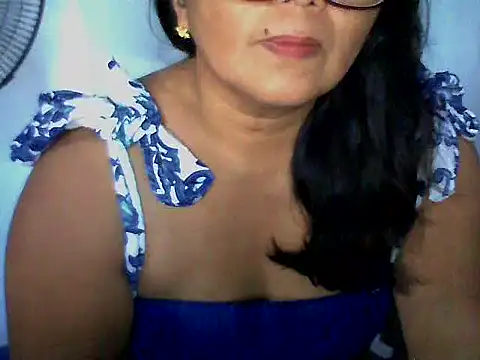 Flowerblossom123 webcam