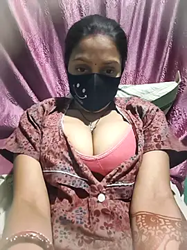 BaddieUnleashed - Cams en Vivo