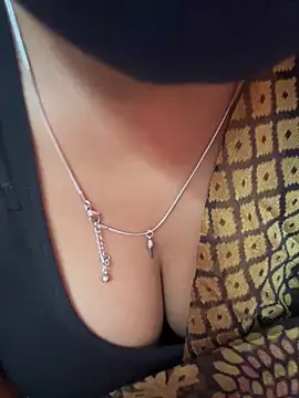 priya__sexy_ webcam