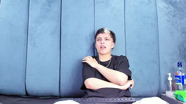 Megan_Thompson_ webcam