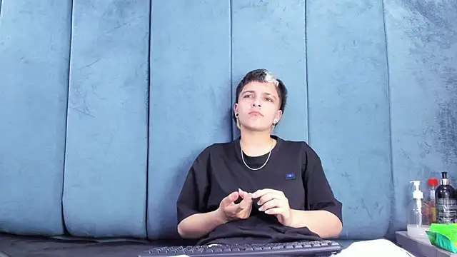 Megan_Thompson_ webcam