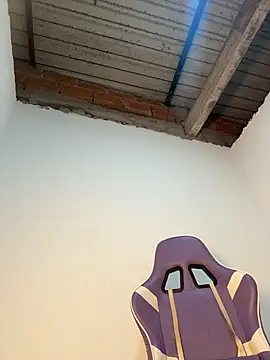 Barbiebrunette_ webcam