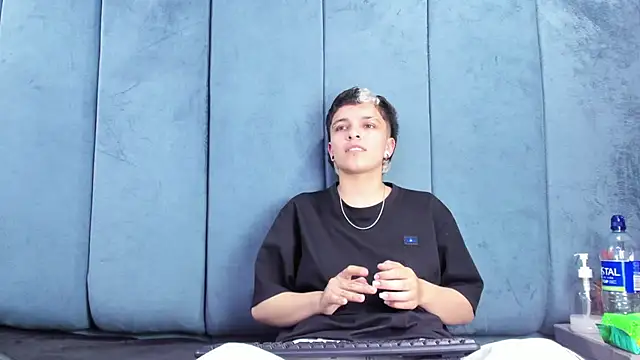 Megan_Thompson_ webcam