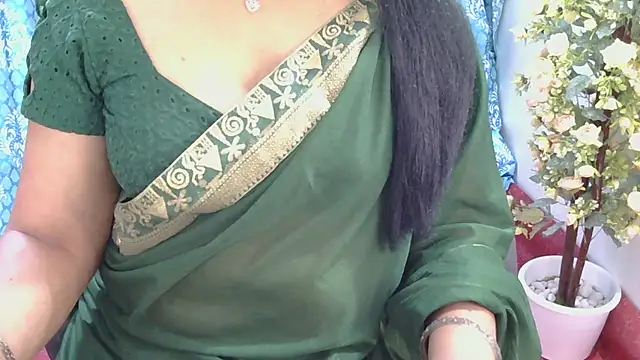 Mallu_Manisha webcam