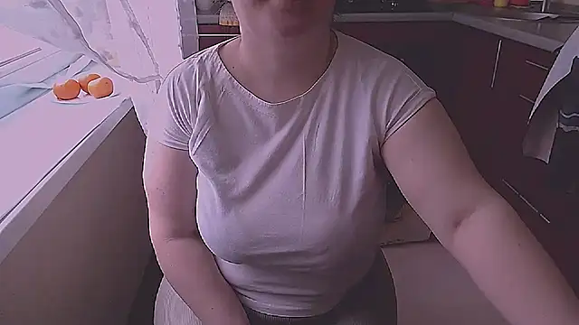 SoftLia live sex cam