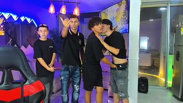 Houseofwarrios webcam