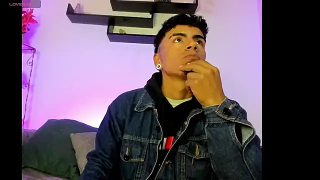 Thiago_teenboy66 webcam