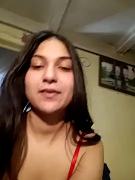 amira1348 (F teen) - Webkamera