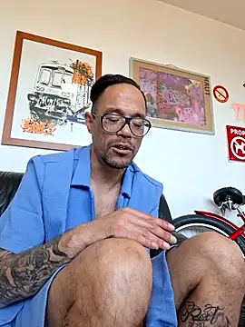 Mr_Graffitimile webcam