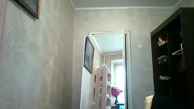 ElenoreHolguin webcam