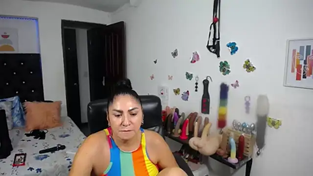 mature_bigboobs10 webcam