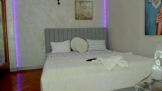 Selena_Reeves webcam