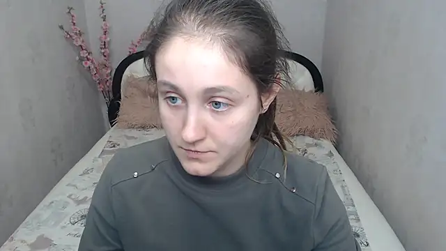 Holliy_Cooper webcam